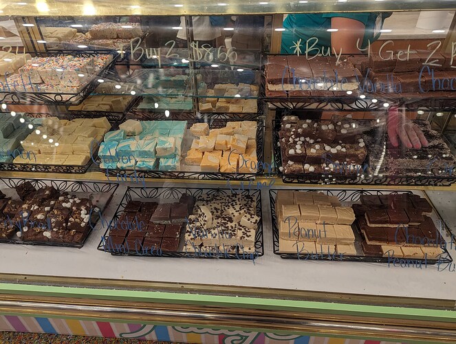 PXL_20230823_015222043