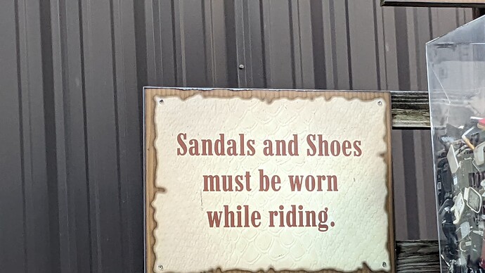 PXL_20220608_002956057.MP