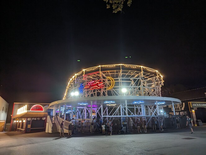 PXL_20230823_011820066