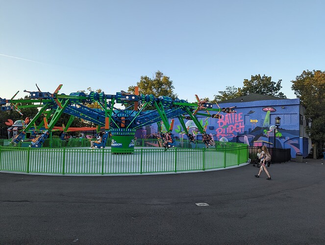 PXL_20230822_233011782