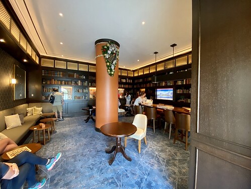 disney-rivieria-resort-voyageurs-lounge