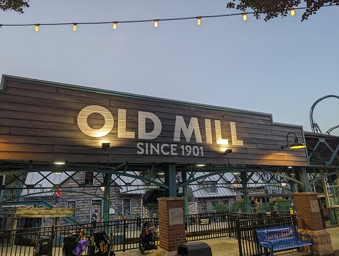 PXL_20230823_000857921