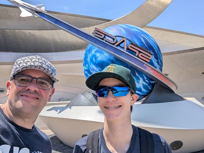 PXL_20250423_162927729.MP