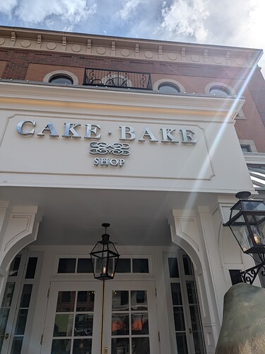 PXL_20240811_195611535.MP