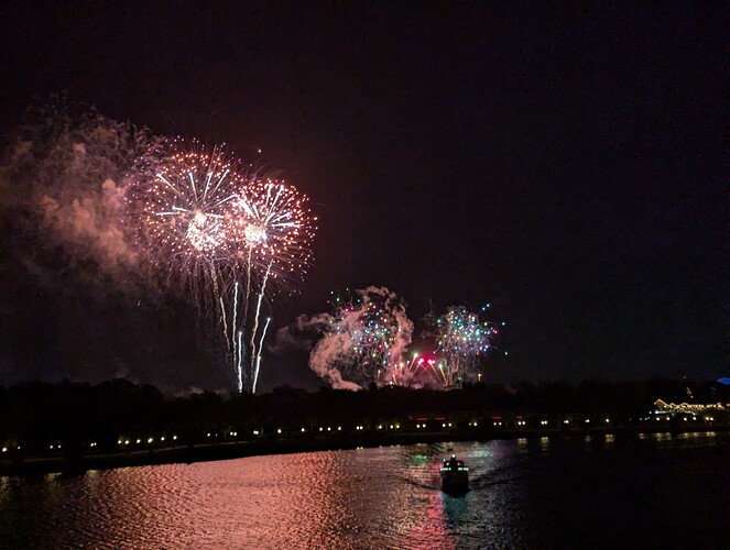 PXL_20250423_011815977.MP