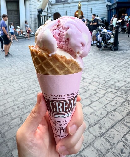 3FFE8458-F873-4DE4-9D41-D2E3B399B916