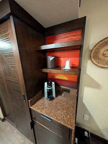 PXL_20251202_232208557.RAW-01