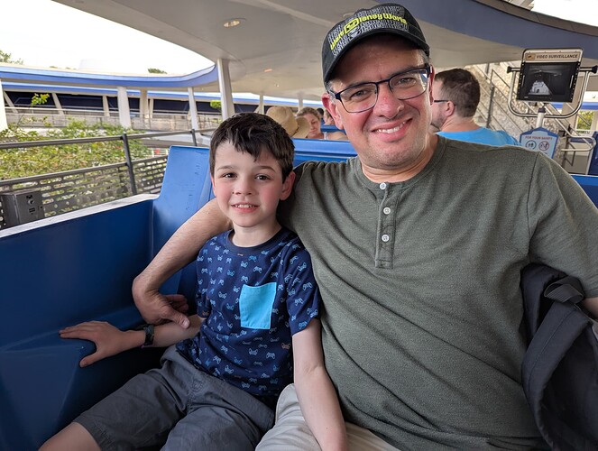 PXL_20250422_220026369.MP