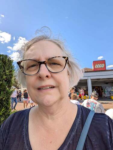 PXL_20251024_154216814-web