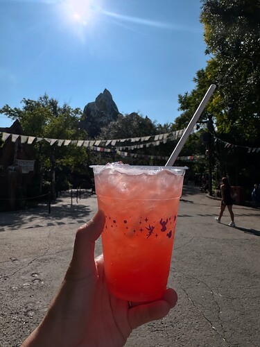 06F8DB5B-787B-472E-B672-FDFD2B0F5971