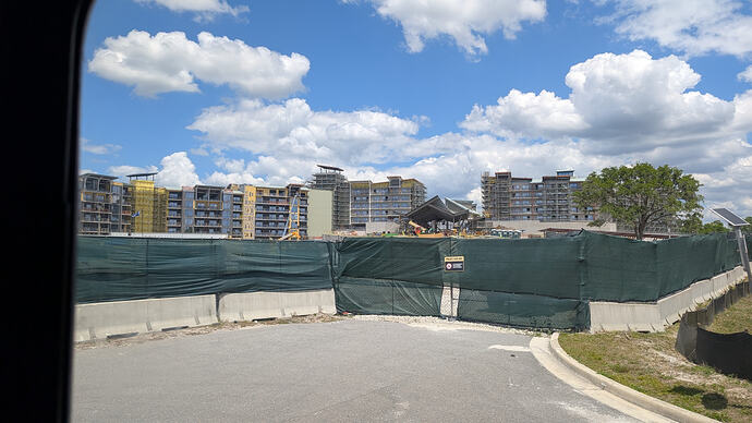 PXL_20260423_165858612