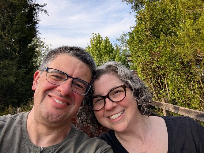 PXL_20250422_224547757