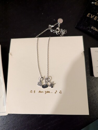 PXL_20251221_012723347