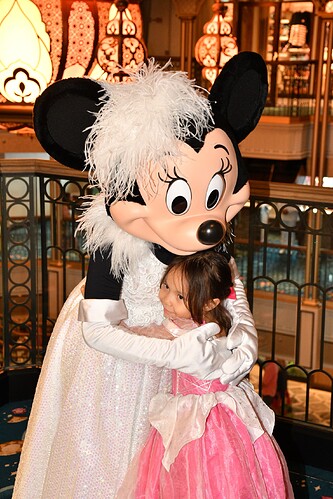 2025-06-08 - DCL Treasure - Minnie mouse_2