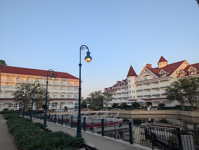 PXL_20250423_110541026.MP