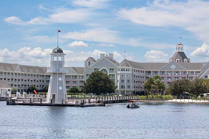 0723-disneys-yacht-club-resort
