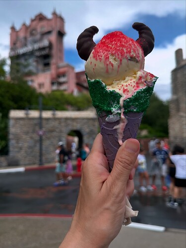 144FB4E1-3823-453C-AC33-256828E1158F