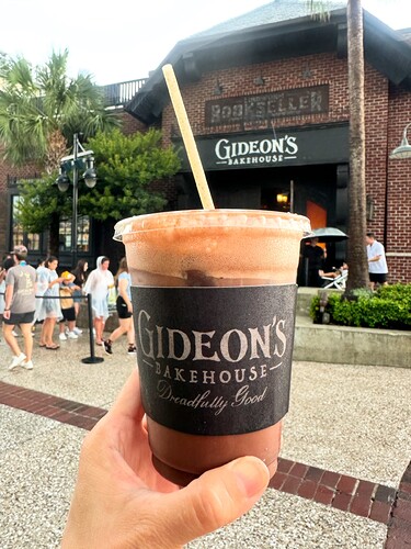 6FD13B04-3BB7-4621-9301-6D433B1B678F