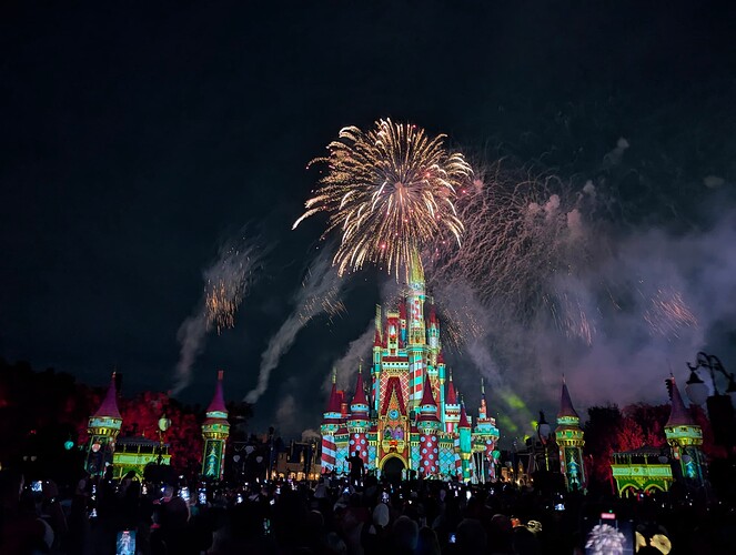 PXL_20251203_030049873.LONG_EXPOSURE-01