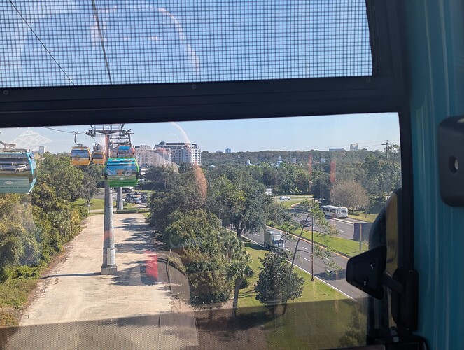 PXL_20251114_161009971.RAW-01.COVER